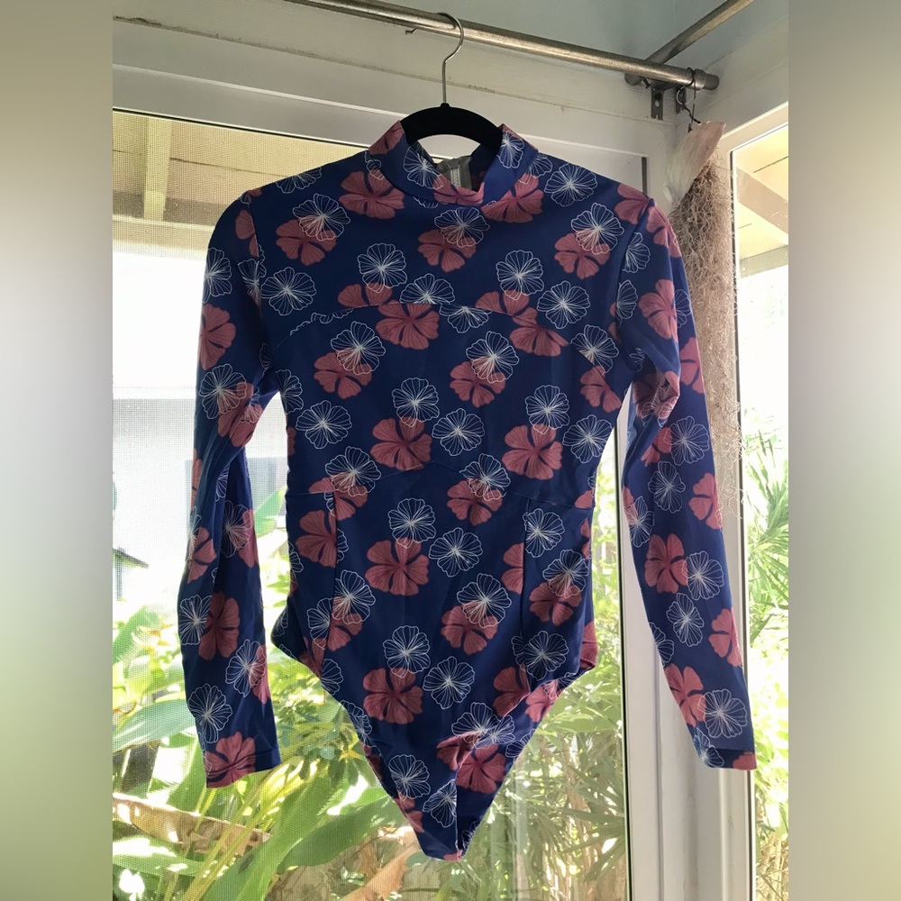 Benoa Nalu Surf Suit